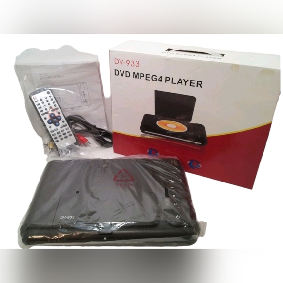 DV-933 DVD MPEG4 DVD CD JPEG PLAYER REMOTE CONTROL NEW With Box Adapter Cords - Picture 6 of 8